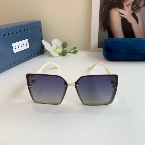 Gucci Oversized Square Frame Sunglasses