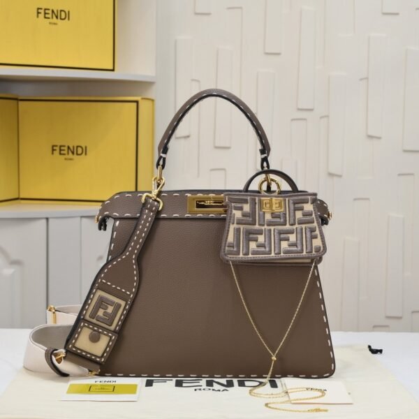 Fendi Peekaboo ISeeU Medium Full-Grain Leather Tote Bag