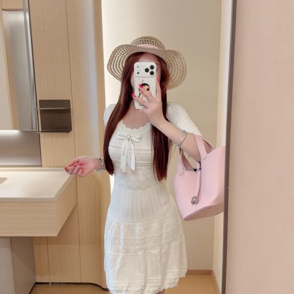 White Short Sleeve Knit Mini Dress