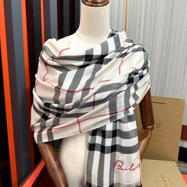 Burberry Cashmere Check Pattern Long Scarf 70x200 Wrap